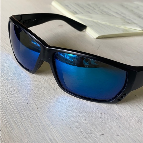 Costa Del Mar men’s Sunglasses - Picture 3 of 4